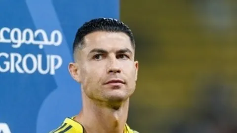 丁俊晖风波后续发力，利雅得锦标赛成功挺进八强